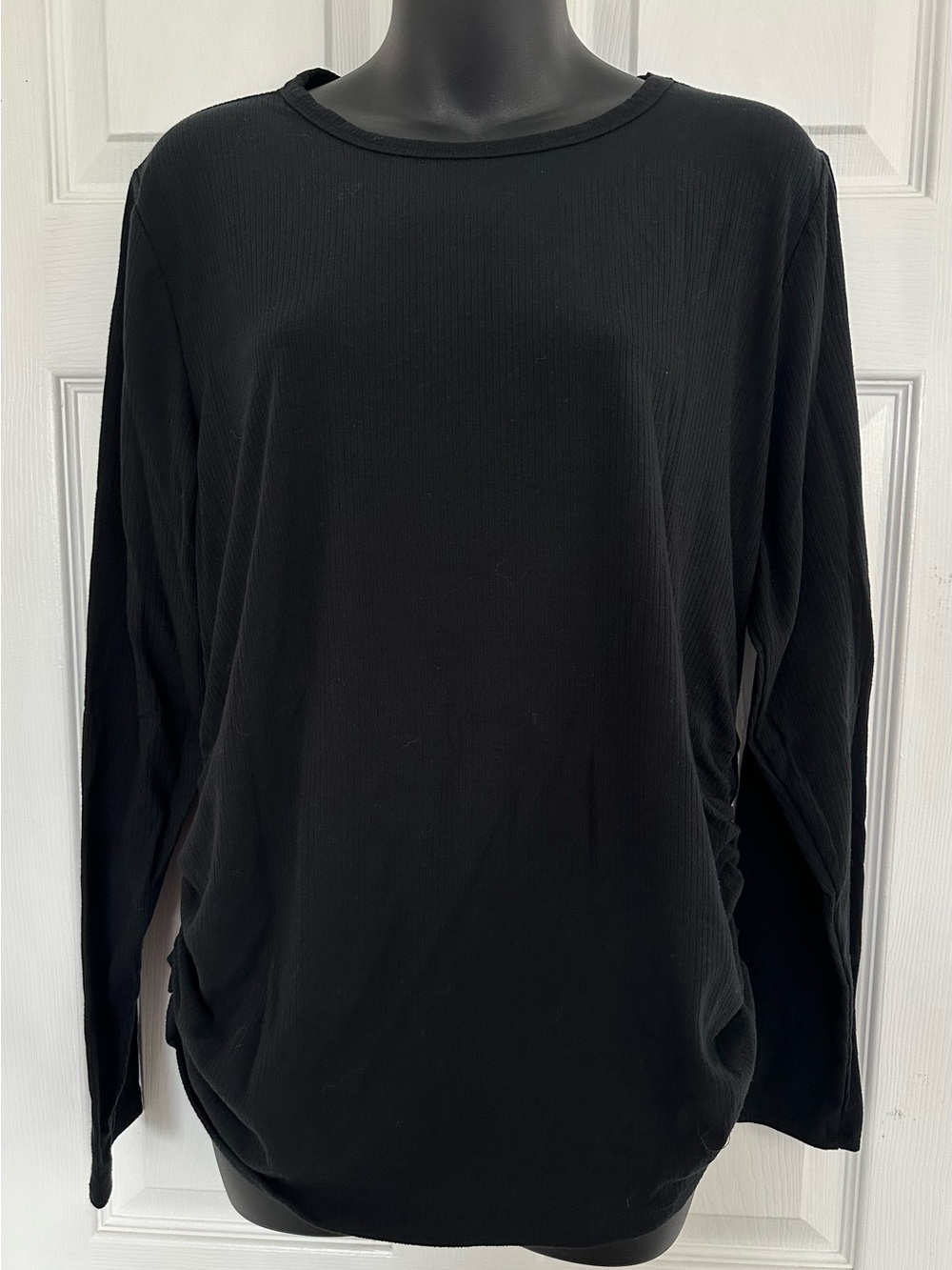 torrid Black Long-Sleeve Ruched Top